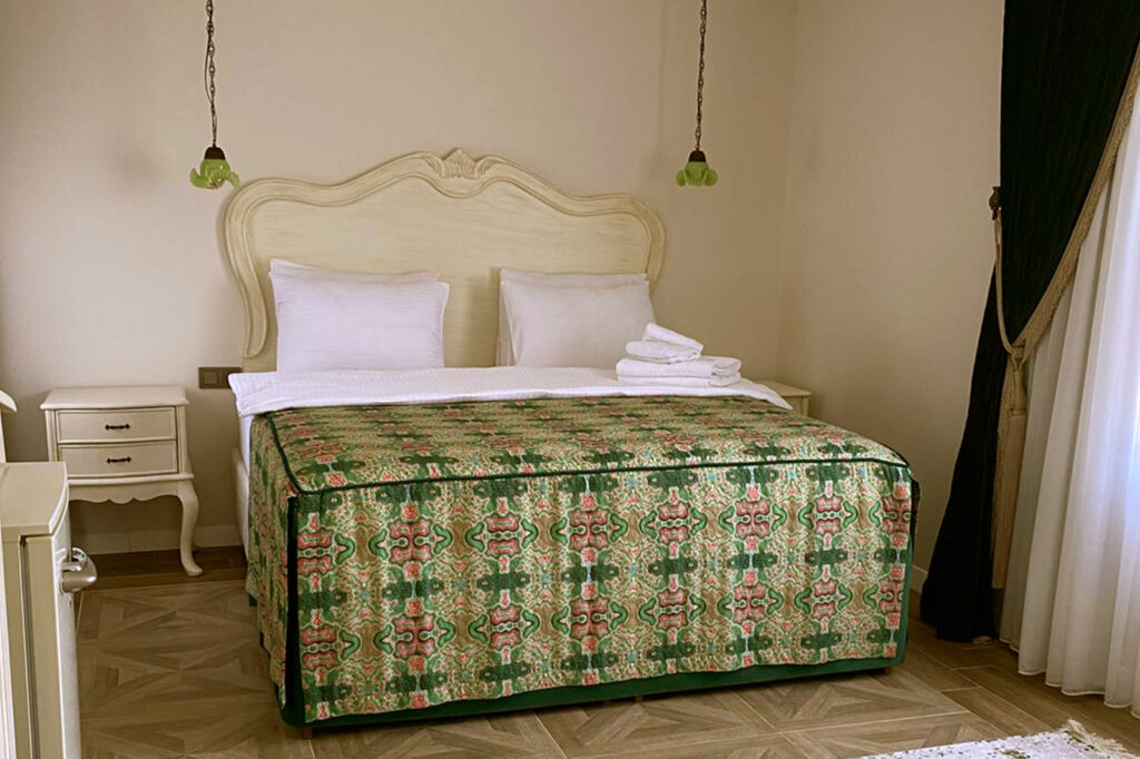 Aşiyan Yalısı İznik — Deluxe Oda Kısmi Göl Manzaralı